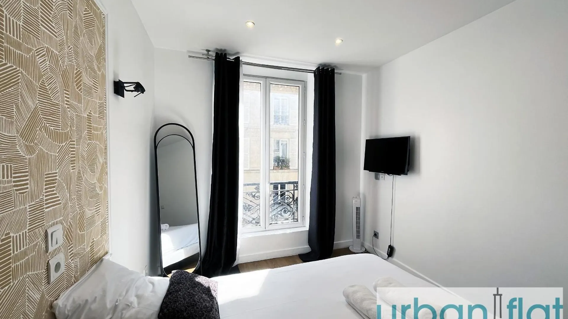 Urban Flat 18 - Charming 2Bdr Parisian Home צרפת